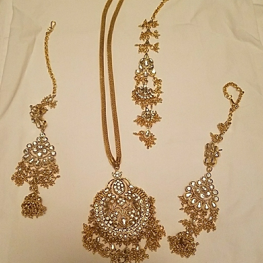 Necklace